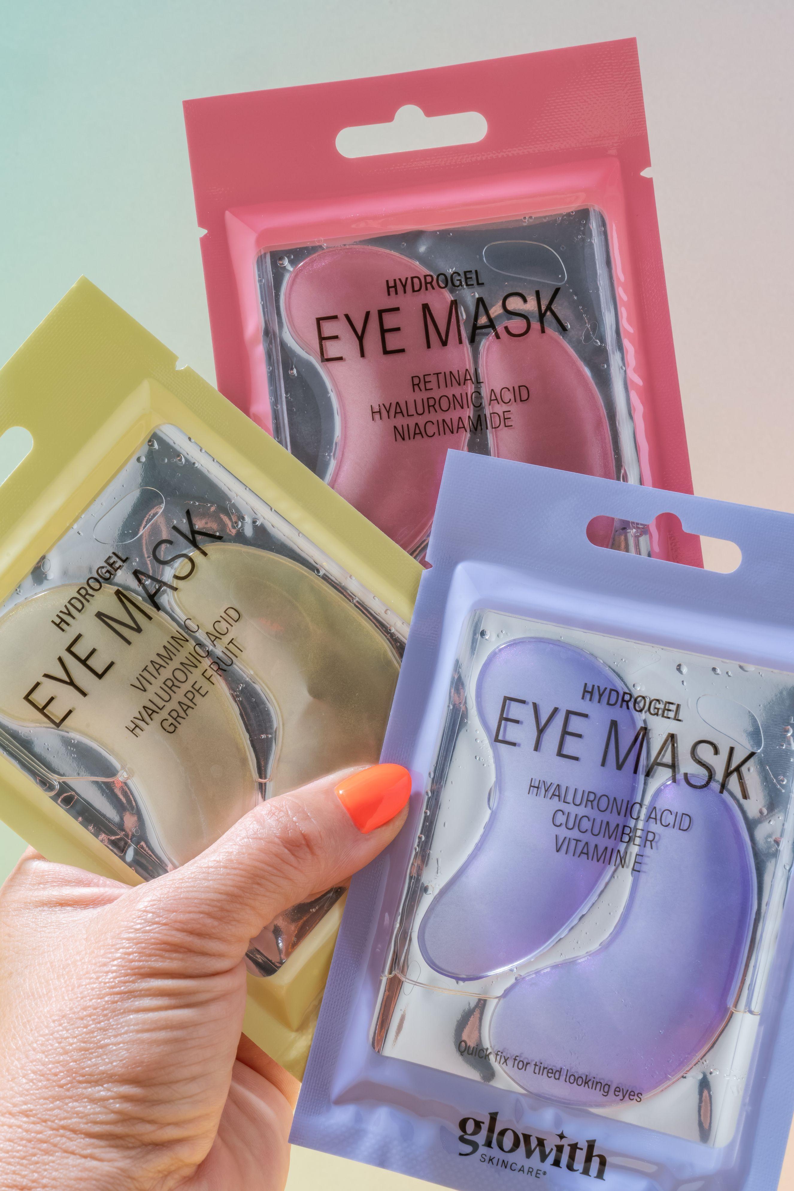 Vitamin C, Cucumber & Niacinamide combat dark circles. Elevate your skin with Glowith Eye Masks.